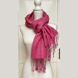 Betsy Johnson Pink Pashmina NWT  60% Cashmere, 40% Silk